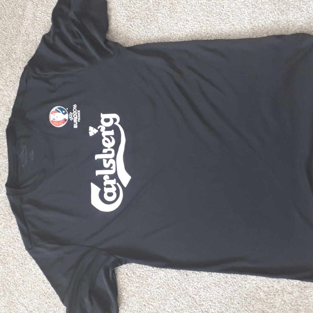 Mens tshirt